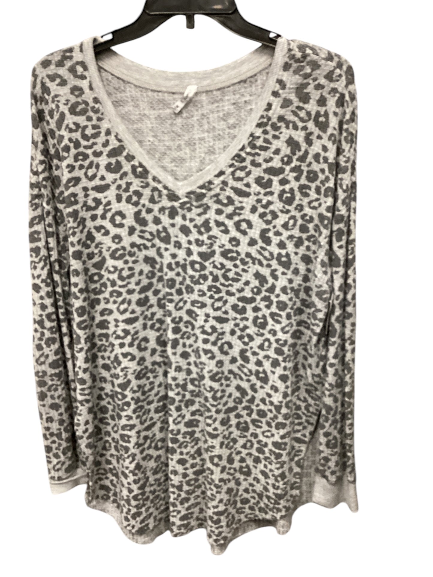 Top Long Sleeve By Z Supply In Animal Print, Size: M