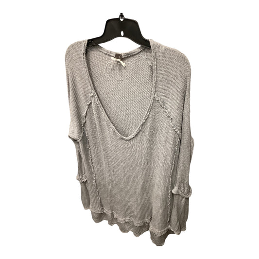 Top Long Sleeve By We The Free In Grey, Size: L