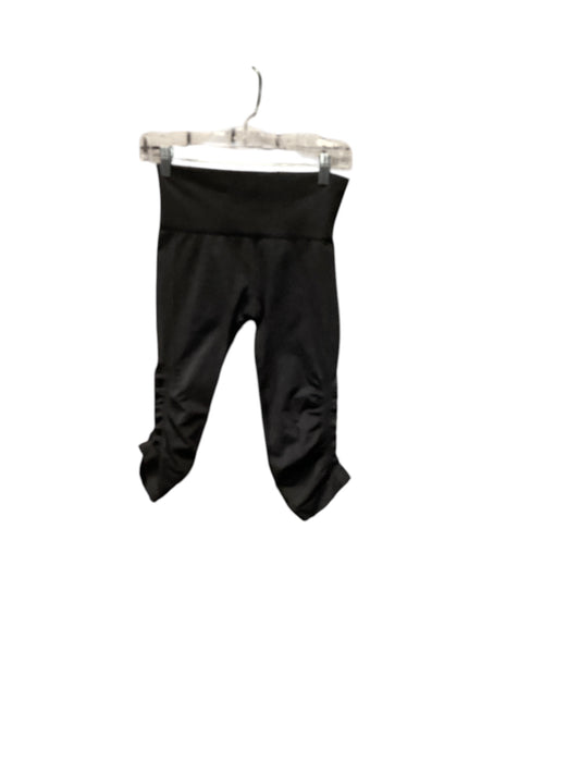 Athletic Capris By Lululemon In Black, Size: 4