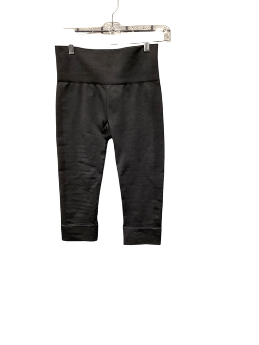 Athletic Capris By Lululemon In Black, Size: 4