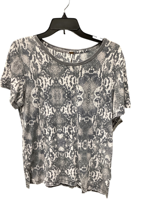 Top Short Sleeve By Free People In Grey, Size: Xs